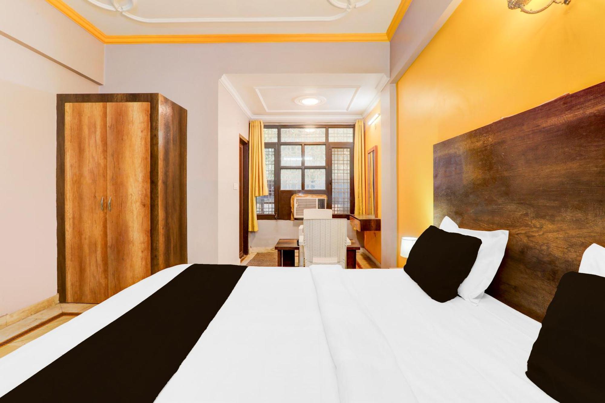 Super Hotel O Insaf Nagar Munshipuliya Formerly Vibrant Chinhat Kültér fotó