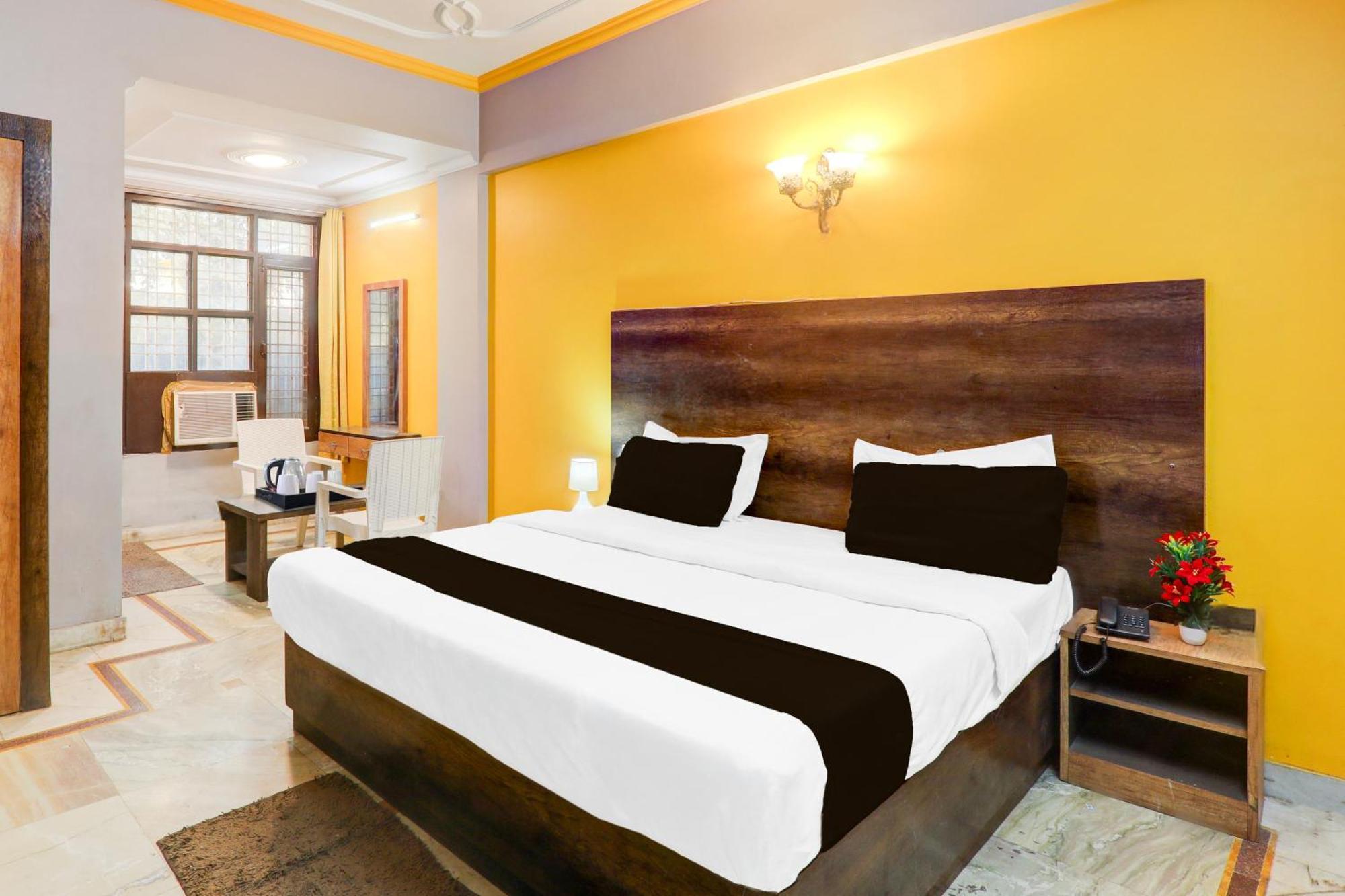 Super Hotel O Insaf Nagar Munshipuliya Formerly Vibrant Chinhat Kültér fotó